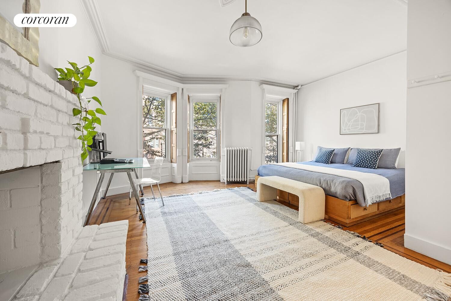 54 Sterling Pl Photo 5 - CORCORAN-10272192