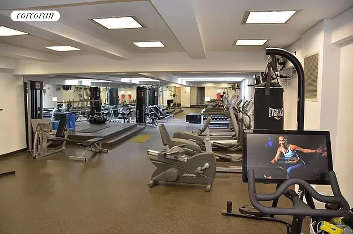 525 E 11th St, APT 3F Photo 7 - CORCORAN-22999185