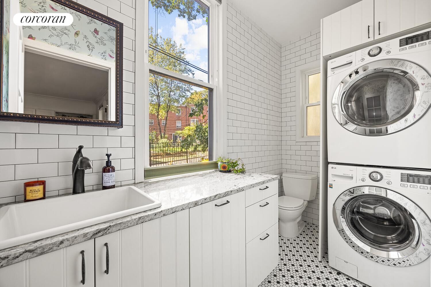 621 Vanderbilt St, #0 Photo 7 - CORCORAN-23638364