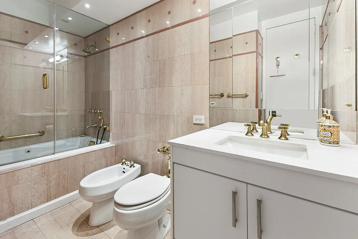 166 E 63rd St Photo 5 - NYC-Real-Estate-318831