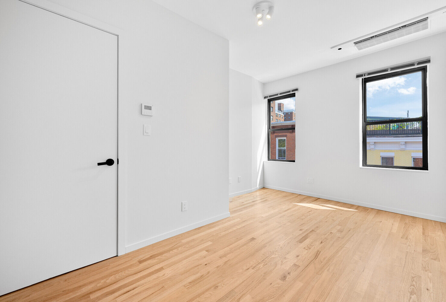 Hoyt Street Photo 10 - NYC-Real-Estate-860747