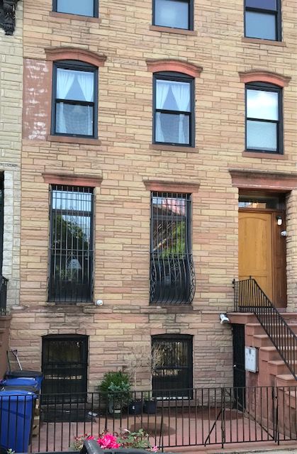 BROWNSTONER-LISTING-10996084 Property Picture