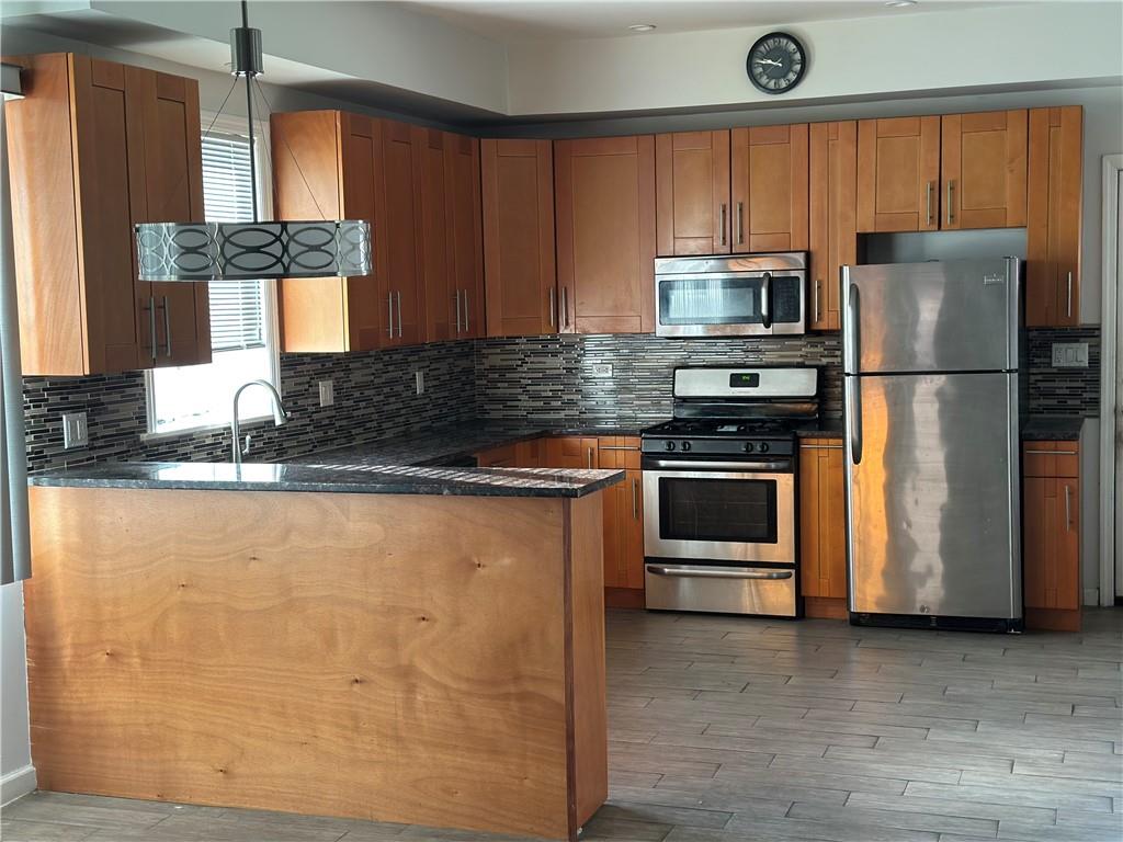 BKMLS-7536725 Property Picture