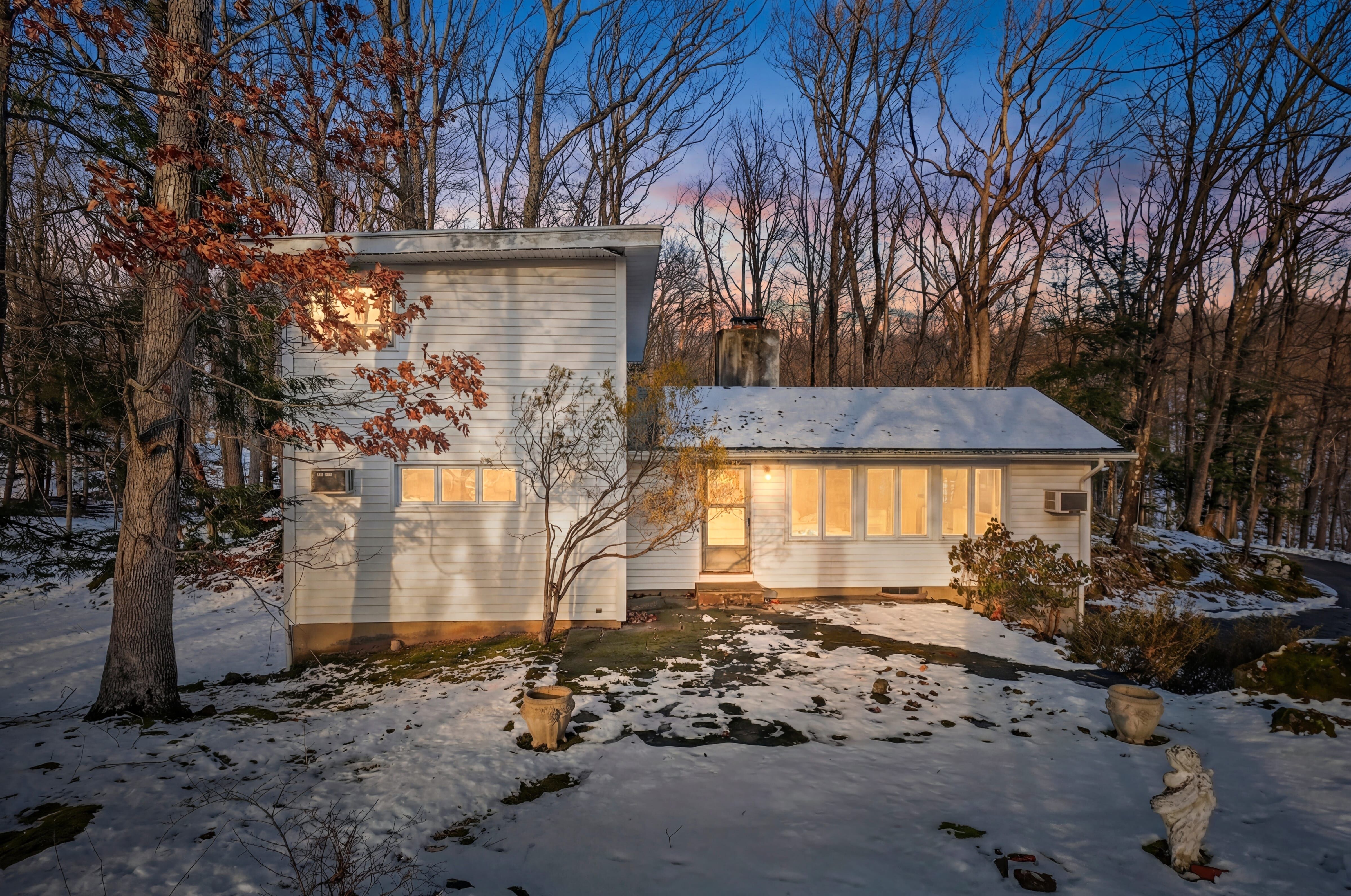1471 Old Logging Rd W, Yorktown Heights, NY 10598 | Brownstoner