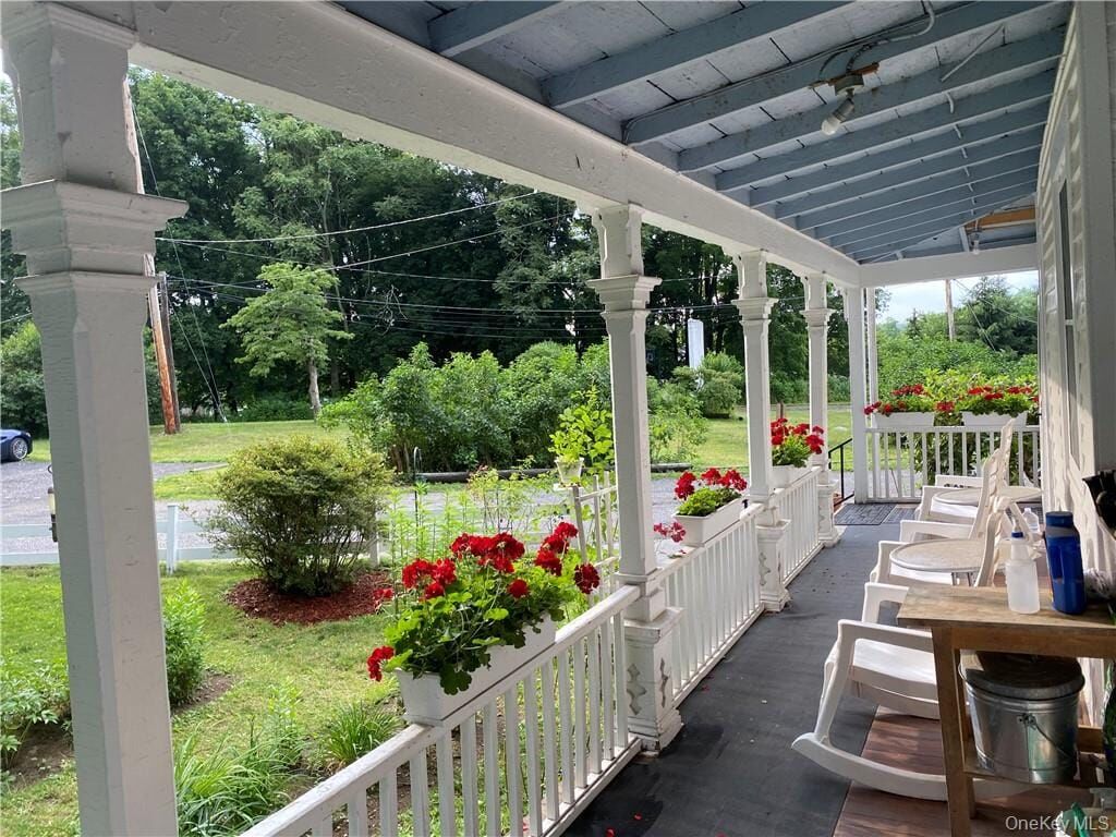 1860 E Main St, Mohegan Lake, NY 10547 | Brownstoner