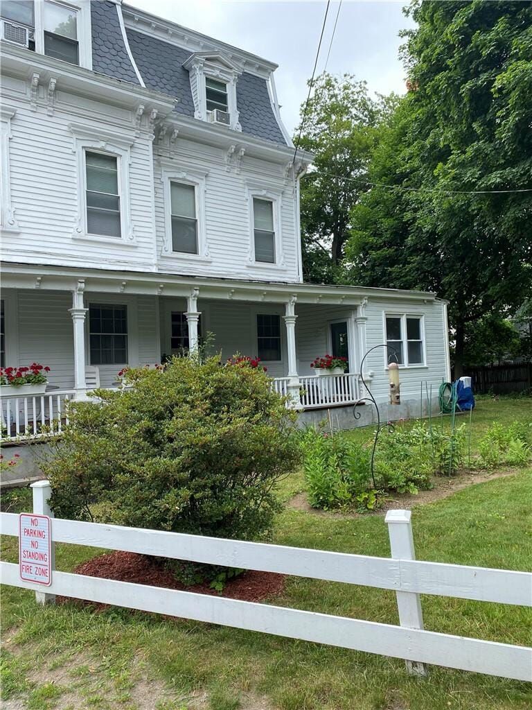 1860 E Main St, Mohegan Lake, NY 10547 | Brownstoner