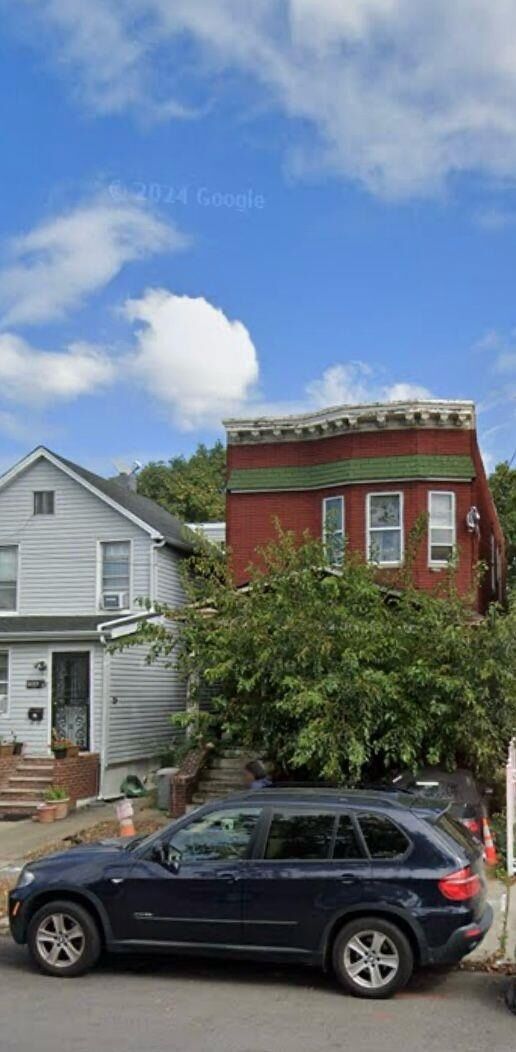 3yd-MLSLINY-884396 Property Picture