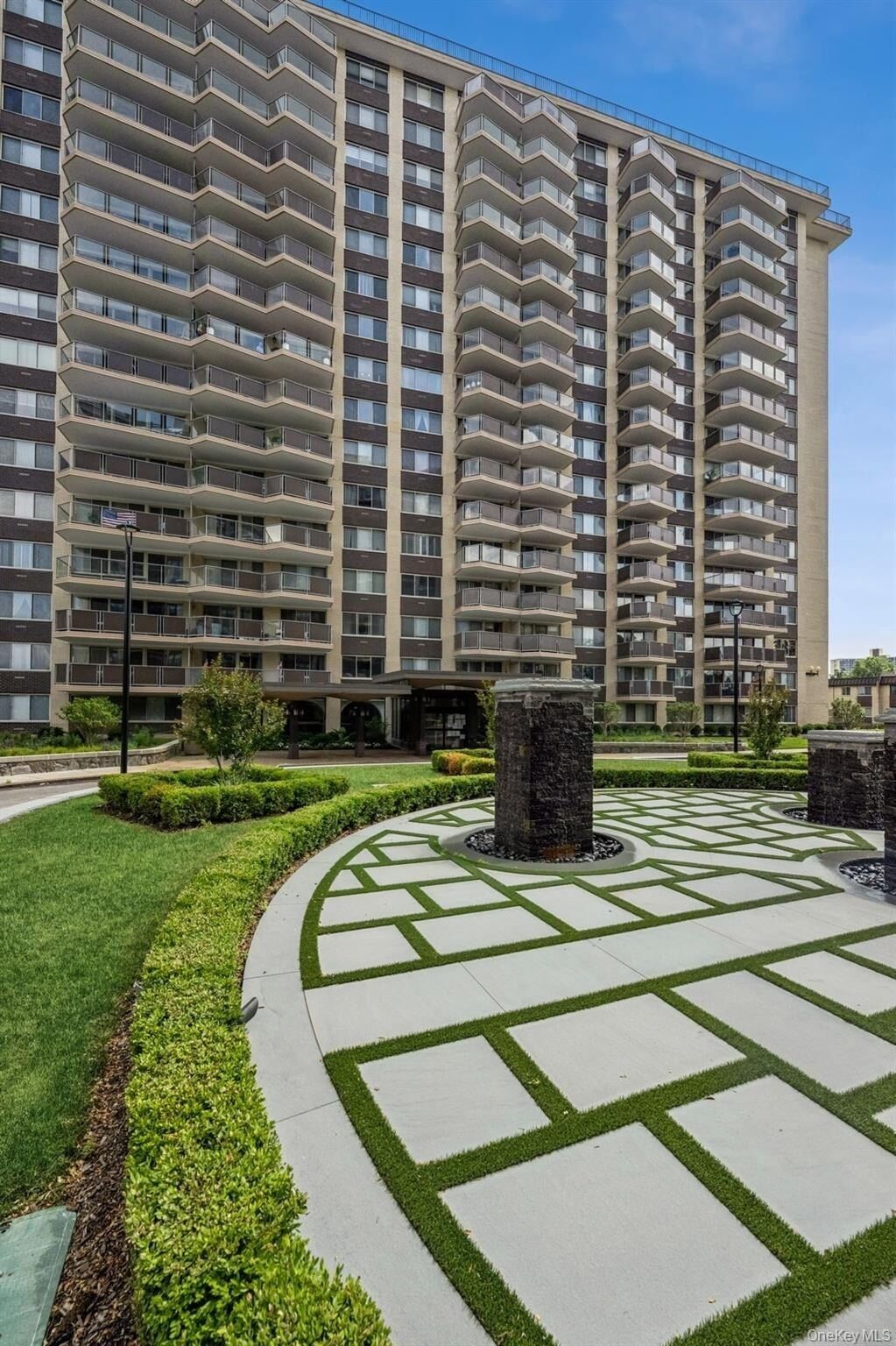 48-15 212th St, Bayside Hills, NY 11364 | Redfin, image size:1023x1536