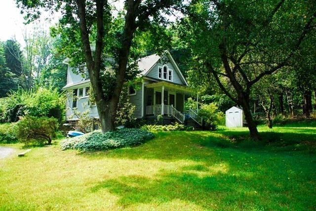 3yd-MLSLINY-885809 Property Picture