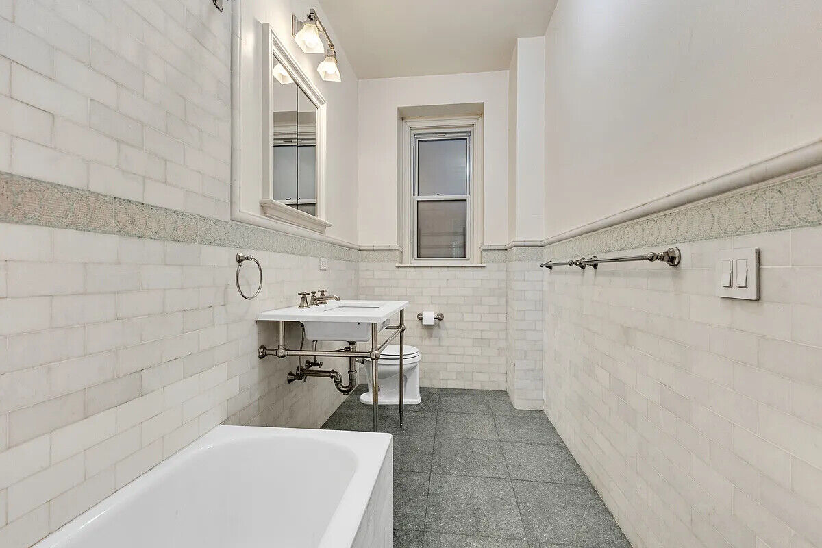 258 Riverside Dr, Upper West Side, New York, NY 10025 | Brownstoner