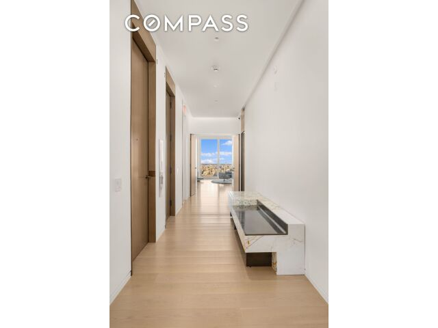 100 E 53rd Street, 50A