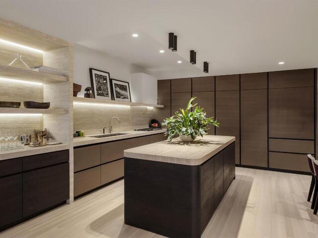 551 W 21st Street, 4A