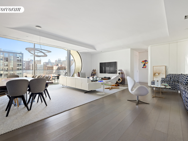 520 W 28th Street, 29