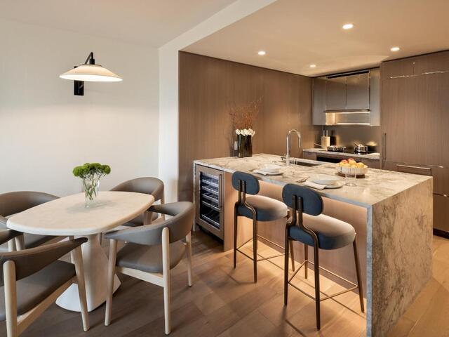 111 W 56th Street, 34J
