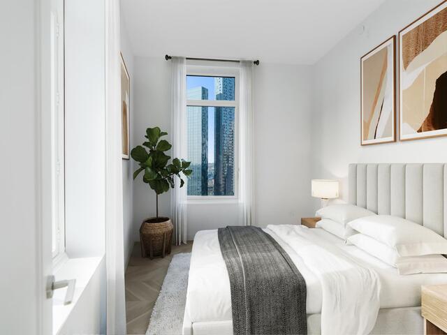 29-02 41 Avenue, 18D