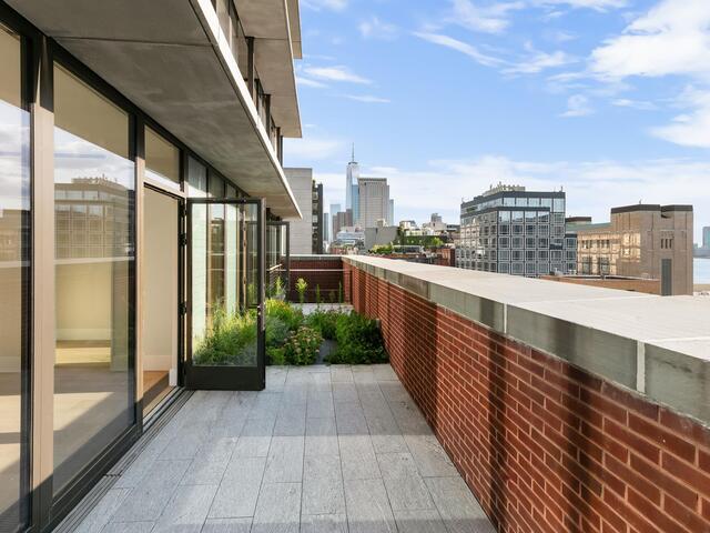 100 Vandam St, # 6A