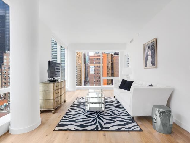 325 Lexington Ave, APT 11B