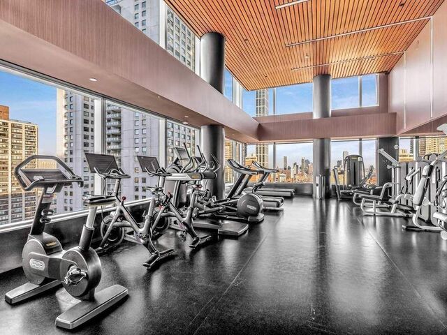 252 E 57th Street, 49A