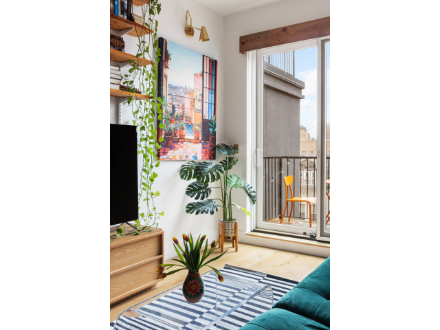 256 Winthrop Street, 4A