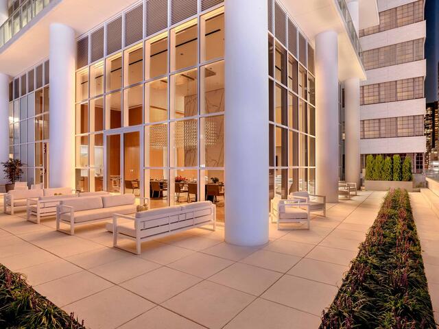 200 E 59th St, APT 10A
