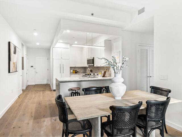 1092 Lorimer St, 5A