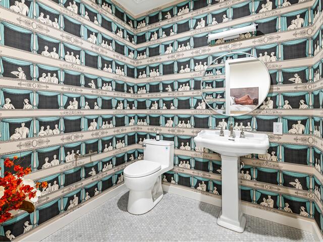 1092 Lorimer St, 3E