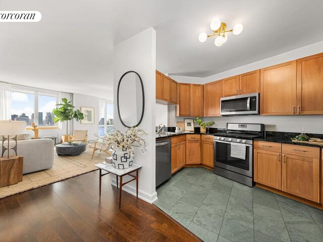 20 River Terrace, 26B