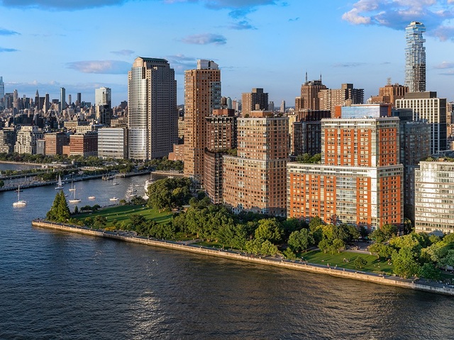 20 River Terrace, 5D