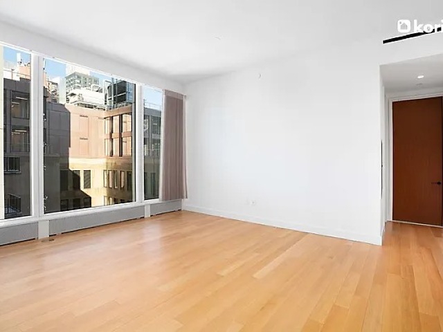 15 E 30th Street, 21E