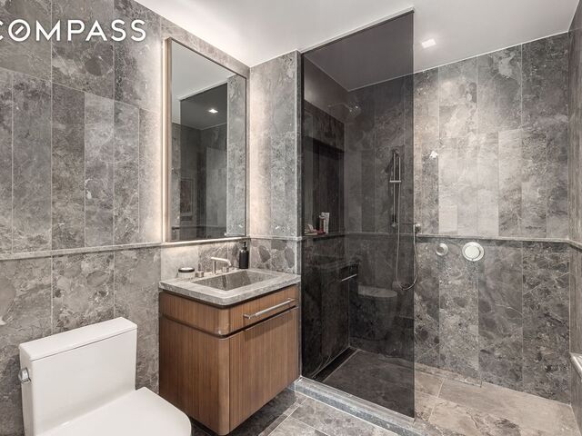 208 Delancey St, APT 5D