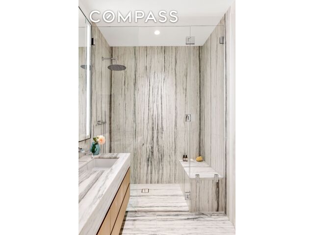 33 Park Row, # 16B