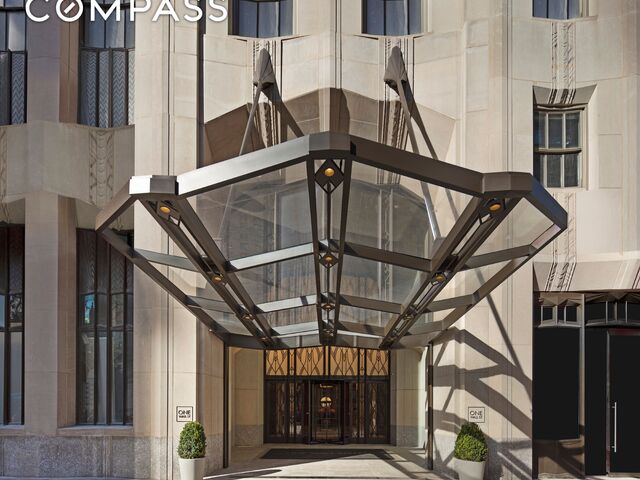 1 Wall St, APT 2210