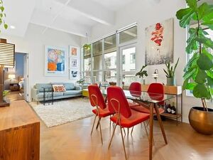 184 Kent Ave, #406B
