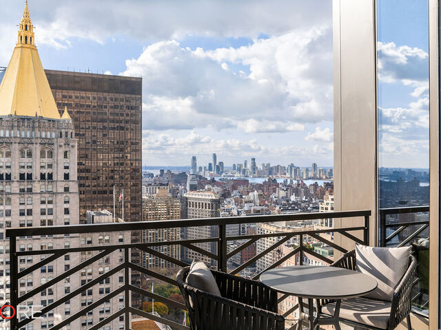 30 E 29th St, APT 5A