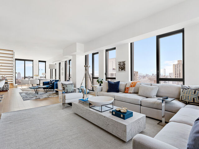 160 E 22nd St, # PHB