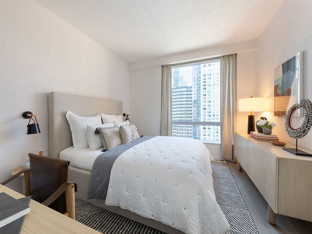 1 City Pt, APT 53A