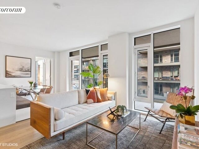 505 W 43rd St, APT 14D