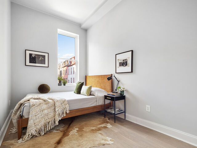 467 Tompkins Ave, # 1