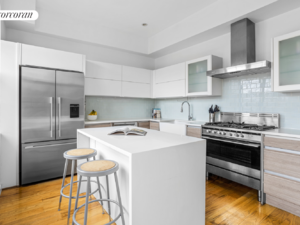 449 Evergreen Ave, #2