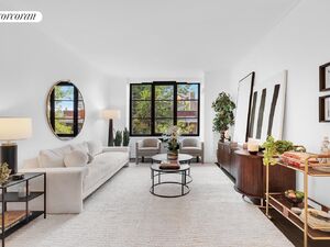 261 W 25th St, #5C