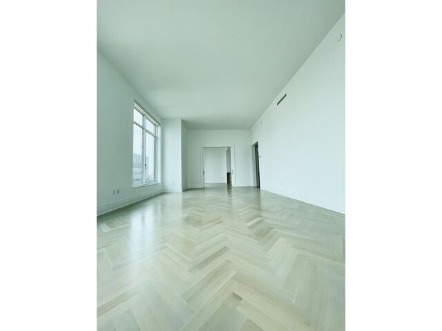 30 Park Pl, APT 41A