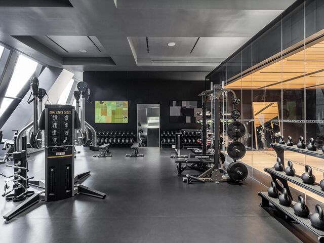 53 W 53rd St, APT 72B