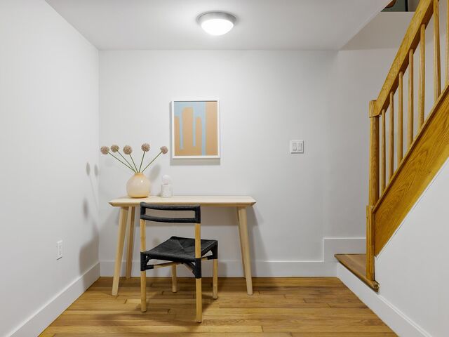 153 Chauncey St, APT 1A