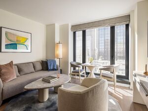 111 W 56th St, #34F