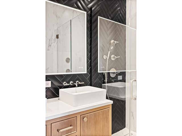 31 N Elliott Pl, # 2