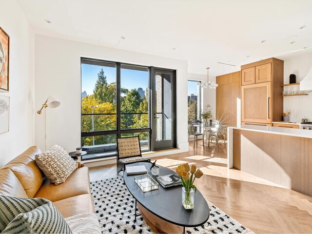 31 N Elliott Pl, # 2