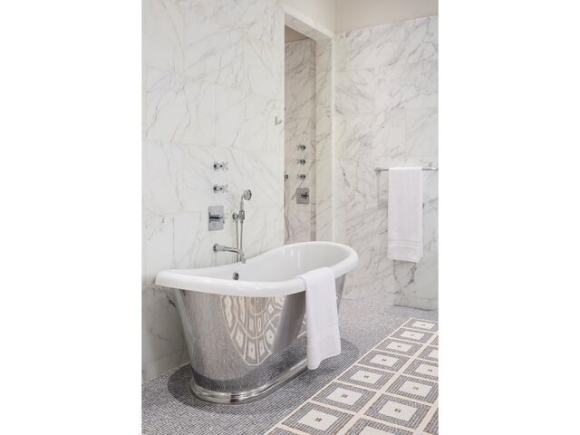 37 E 12th St, APT 3