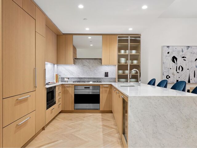 300 W 122nd St, APT 9G