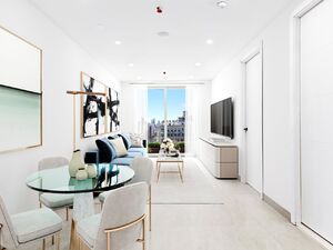 19 Hausman St, #3B