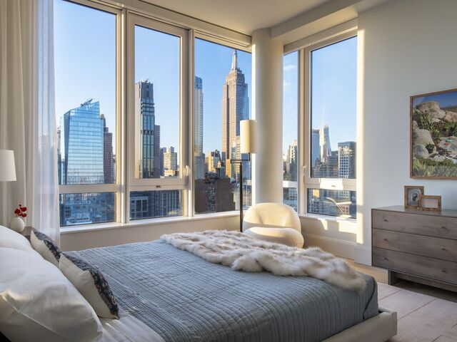 368 3rd Ave, APT 28B